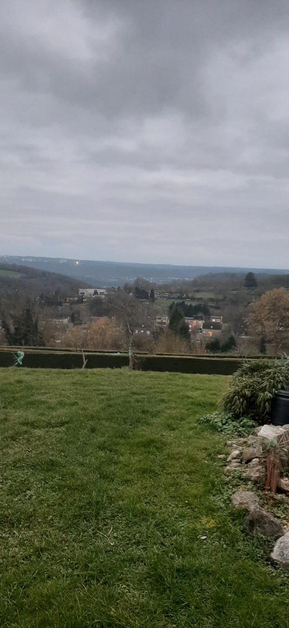 Le Calme De La Prairie De Liege Lejlighed Eksteriør billede